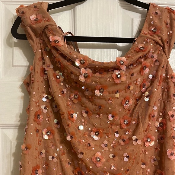 Adrianna Papell off shoulder beaded gown - Picture 8 of 11